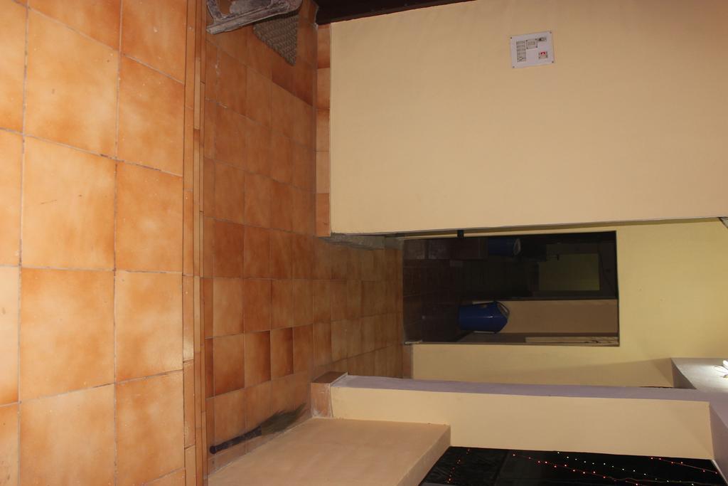 Hotel Kanishka Varanasi Eksteriør billede